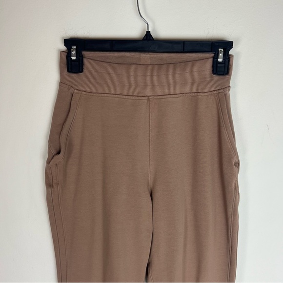 Lululemon Warm Down High-Rise Jogger in Soft Sand Size 4 - Picture 5 of 9